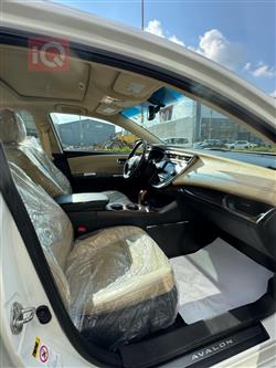 تويوتا أفالون